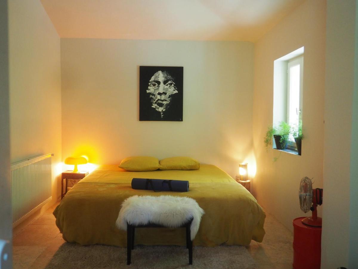 Moulin Bas, Pres De La Riviere Bed & Breakfast Carnac-Rouffiac ภายนอก รูปภาพ